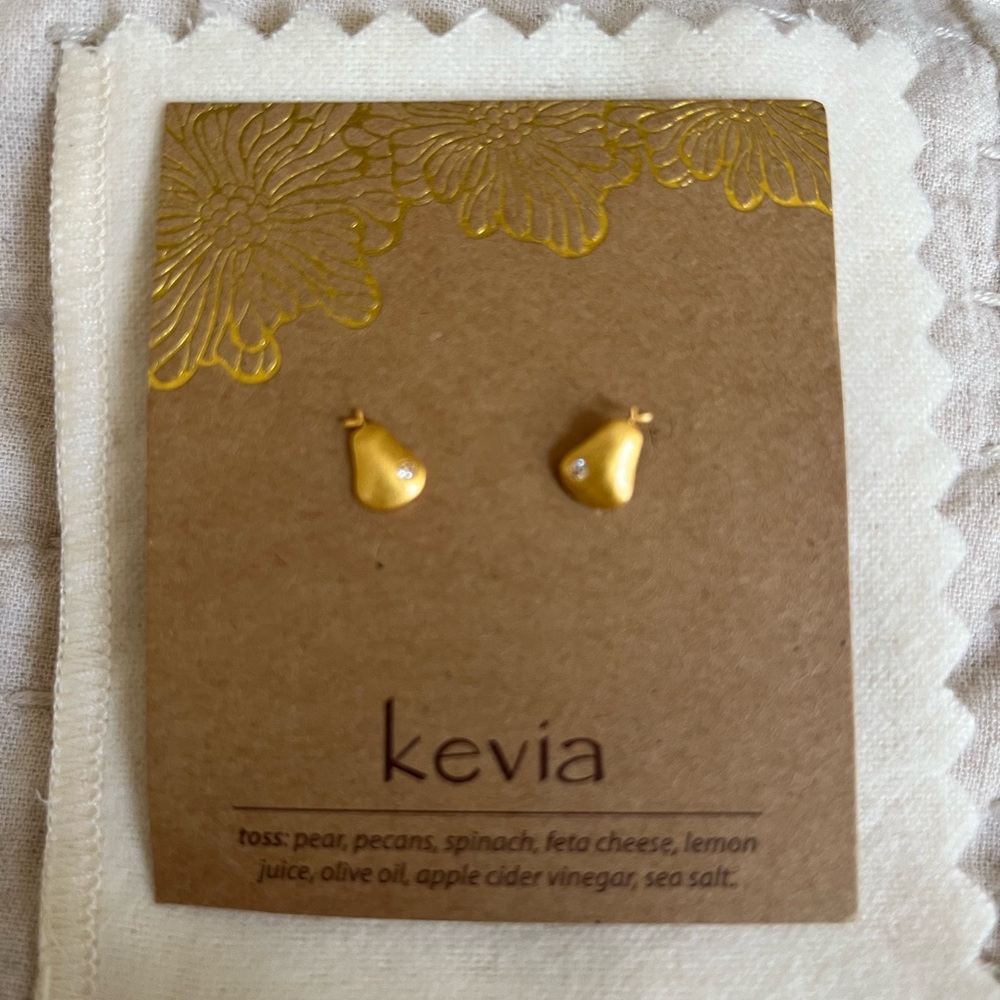Kevia Gold Pear Studs NWT